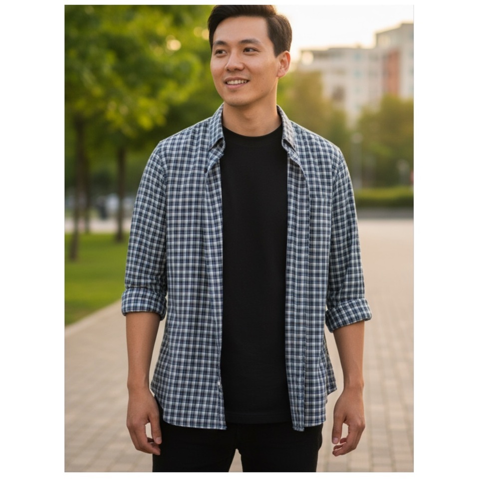 Eddie Bauer Classic fit Blue Checkered Cotton Shirt
